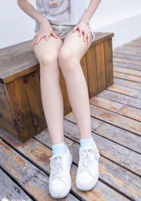 av色噜噜_4K在线视频观看
