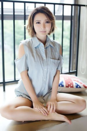 女同学玩我jiji好爽_4K免费在线播放