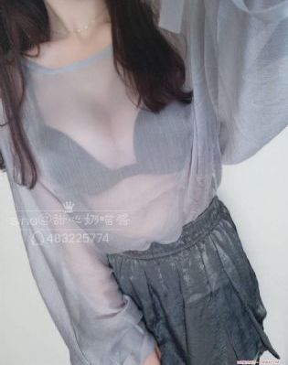 女仆的露天咖啡_720在线观看电视